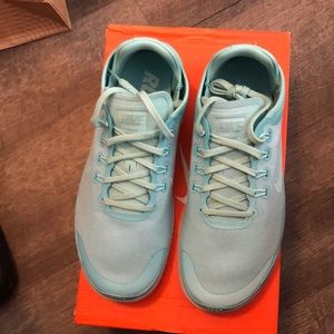 New Nike women’s free RN 2018 sun size 8.5